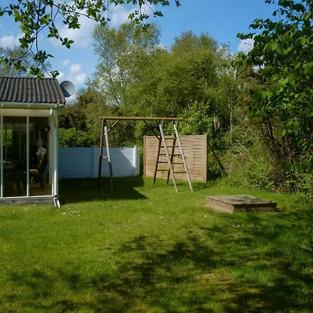 Well-equipped On A Natural Plot In Peaceful Surroundings At Oer Just 200 M From Dunes And Family-friendly Дом отдыха