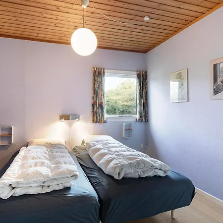 Well-equipped On A Natural Plot In Peaceful Surroundings At Oer Just 200 M From Dunes And Family-friendly * Эбельтофт